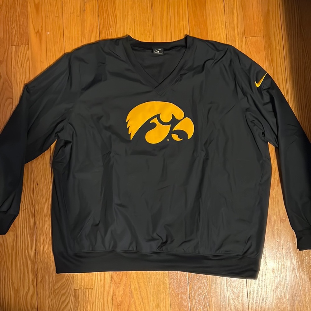 Nike Iowa Hawkeyes Sweater